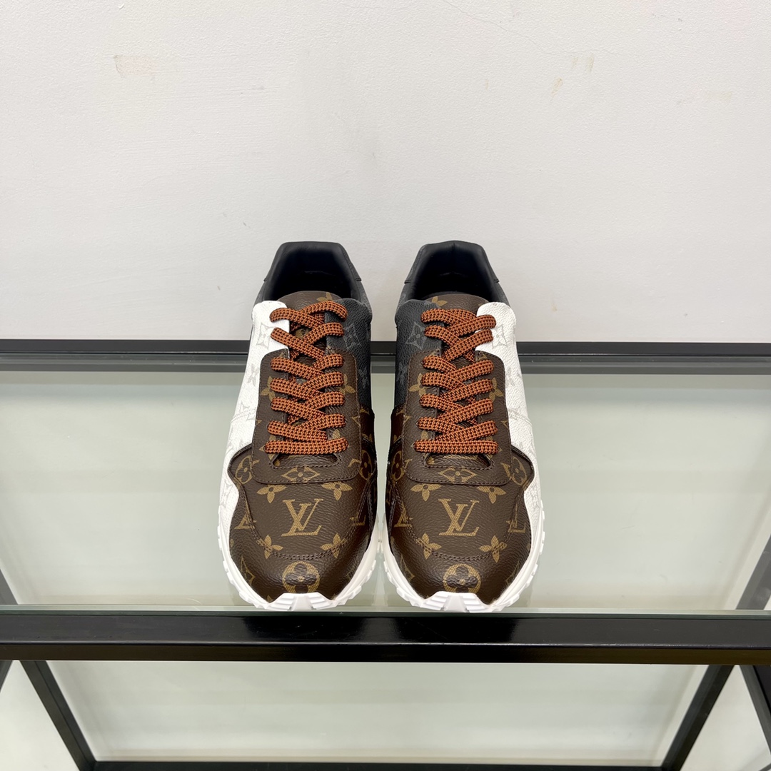 Louis Vuitton Run Away Sneaker        1A3N7W - DesignerGu