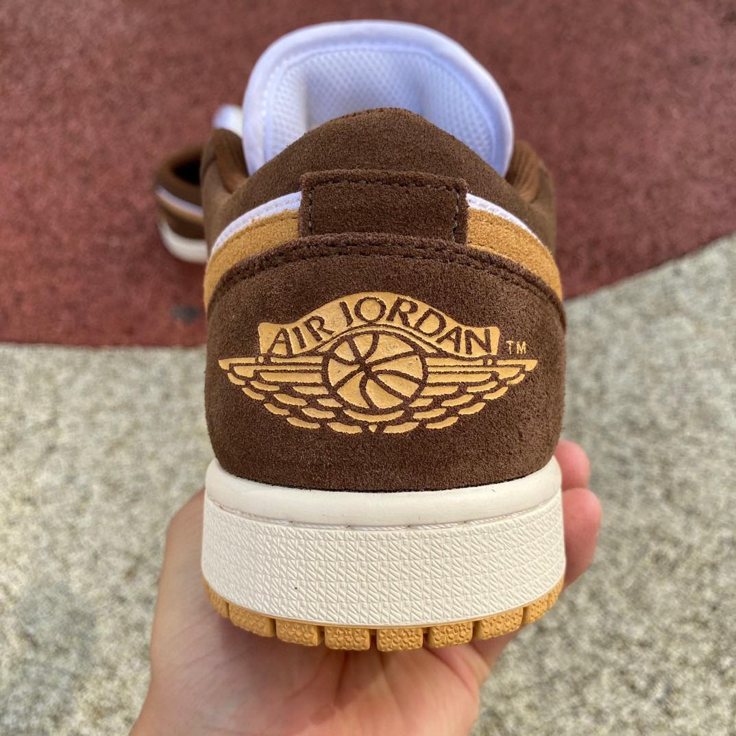 Air Jordan 1 Low Sneaker    FB2216-200 - DesignerGu