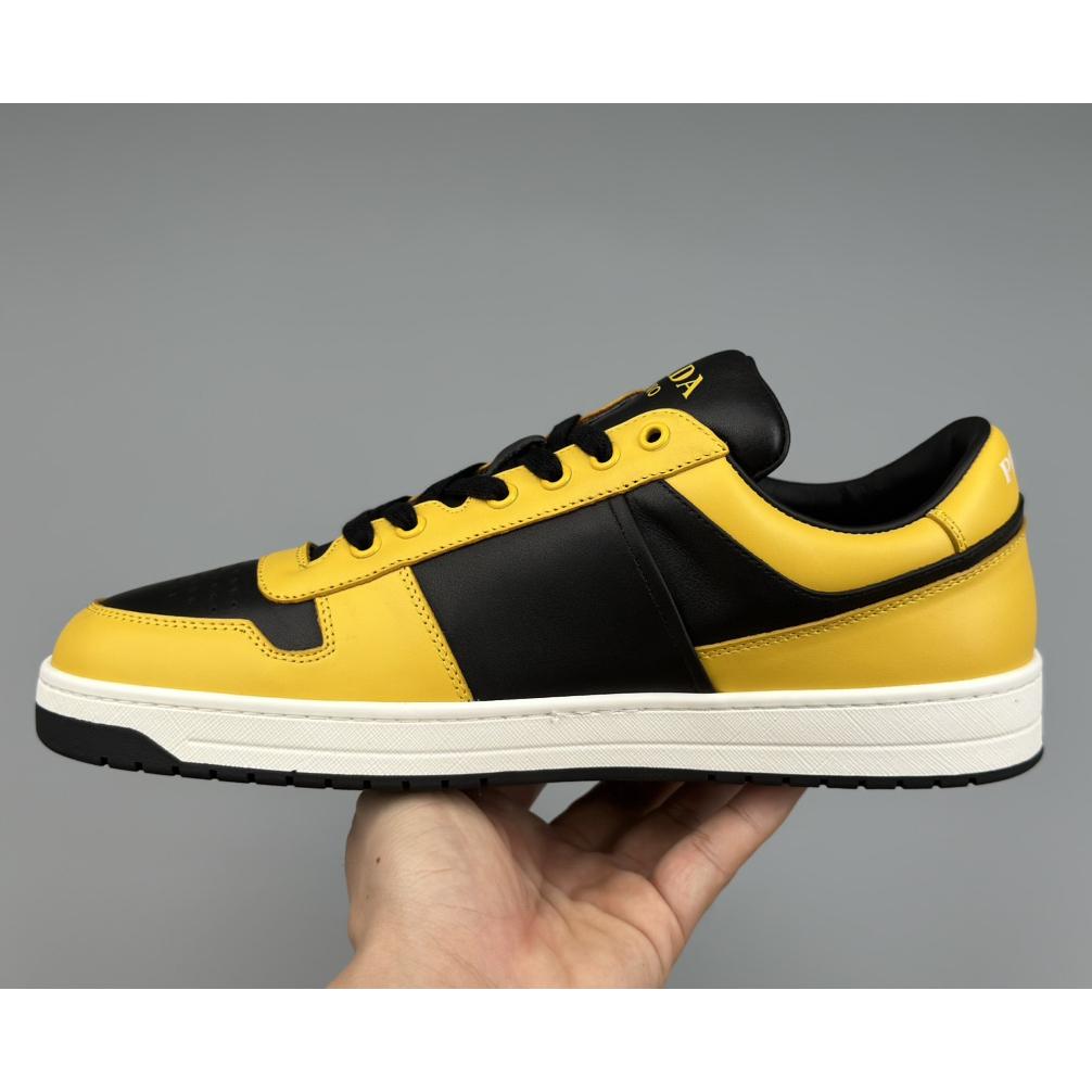 Prada Downtown Logo-plaque Leather Sneakers - DesignerGu