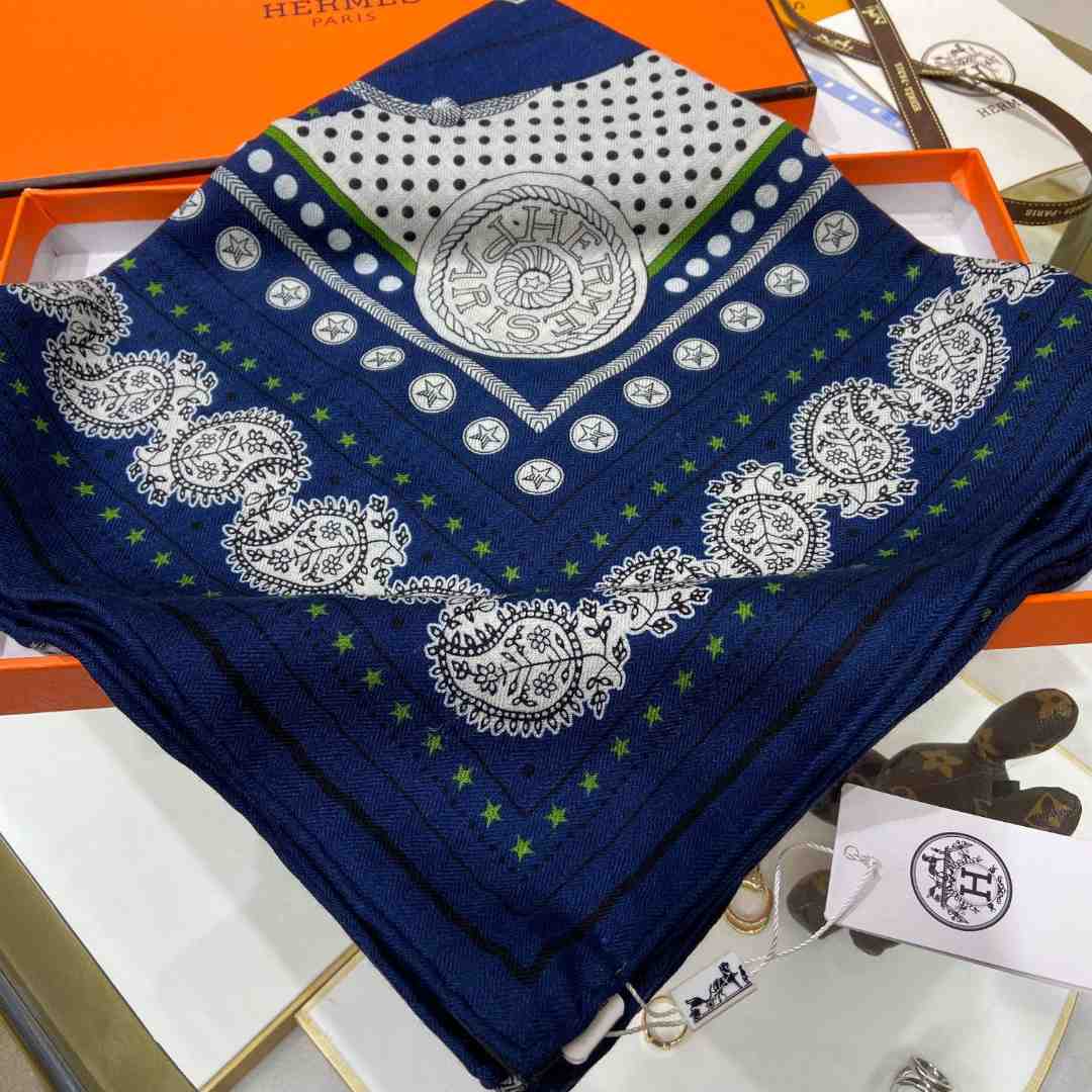 Hermes Zouaves et Dragons Bandana Shawl 140 - DesignerGu