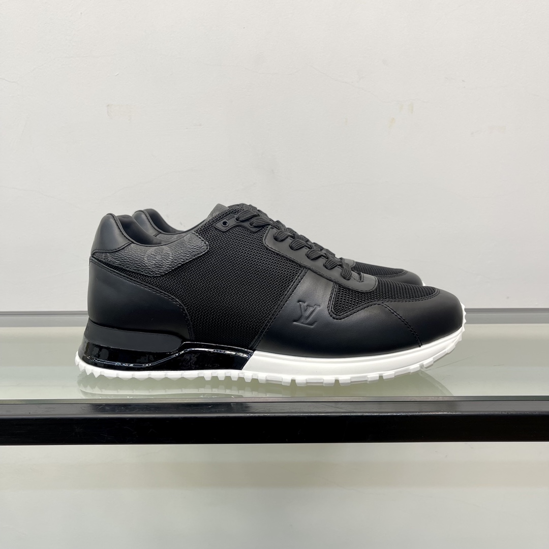 Louis Vuitton Run Away Sneaker        1AANN3 - DesignerGu