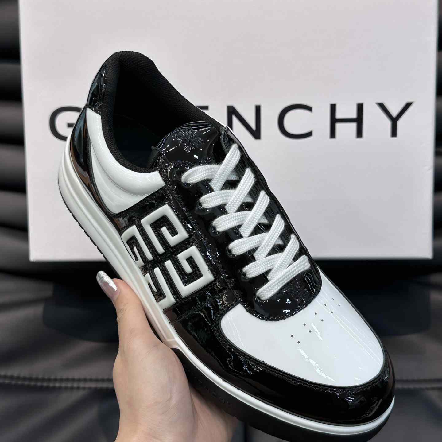 Givenchy G4 Sneakers In Patent Leather - DesignerGu