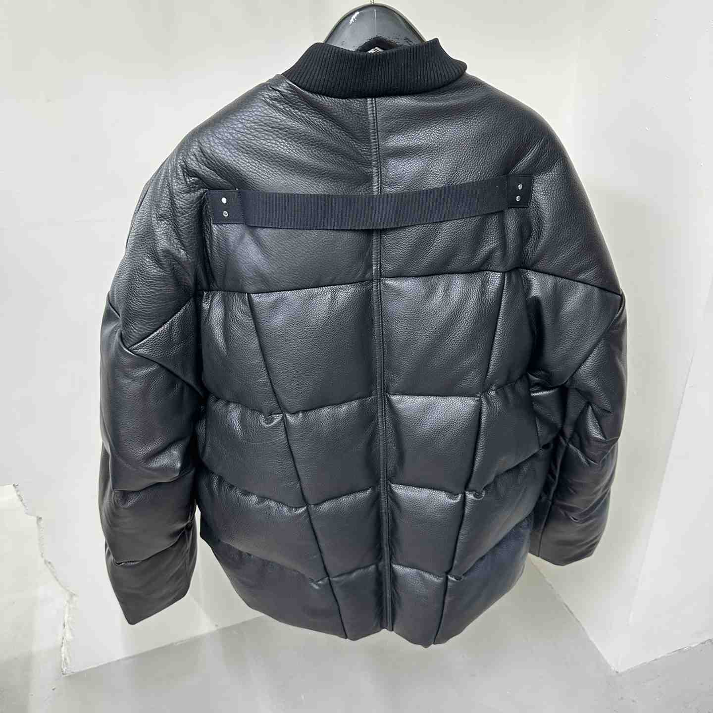 Rick Owens Down Jacket With Zipper - DesignerGu