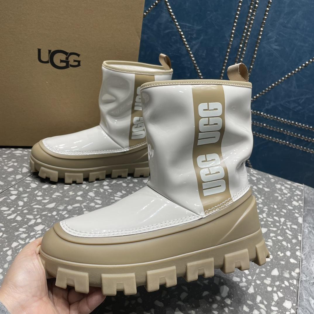 Ugg Classic Brellah Logo-print Boots - DesignerGu