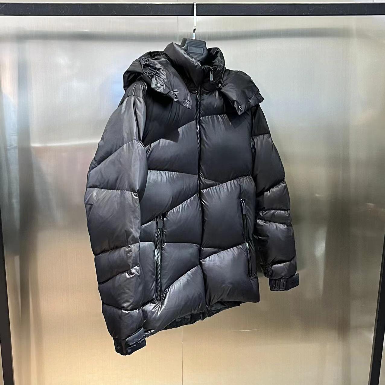 Moncler Yonne Short Down Jacket - DesignerGu