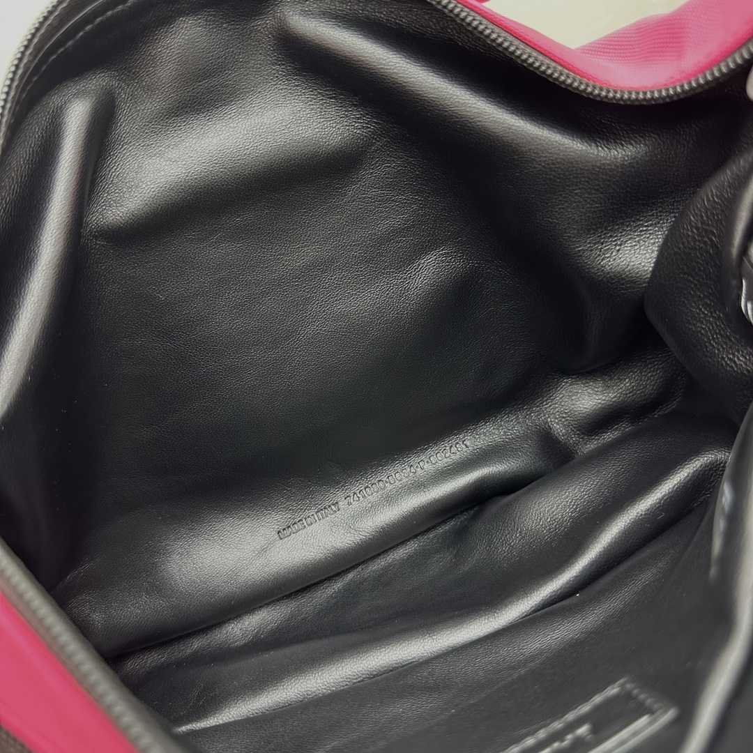 Balenciaga Raver Medium Bag With Chain In Neon Pink - DesignerGu