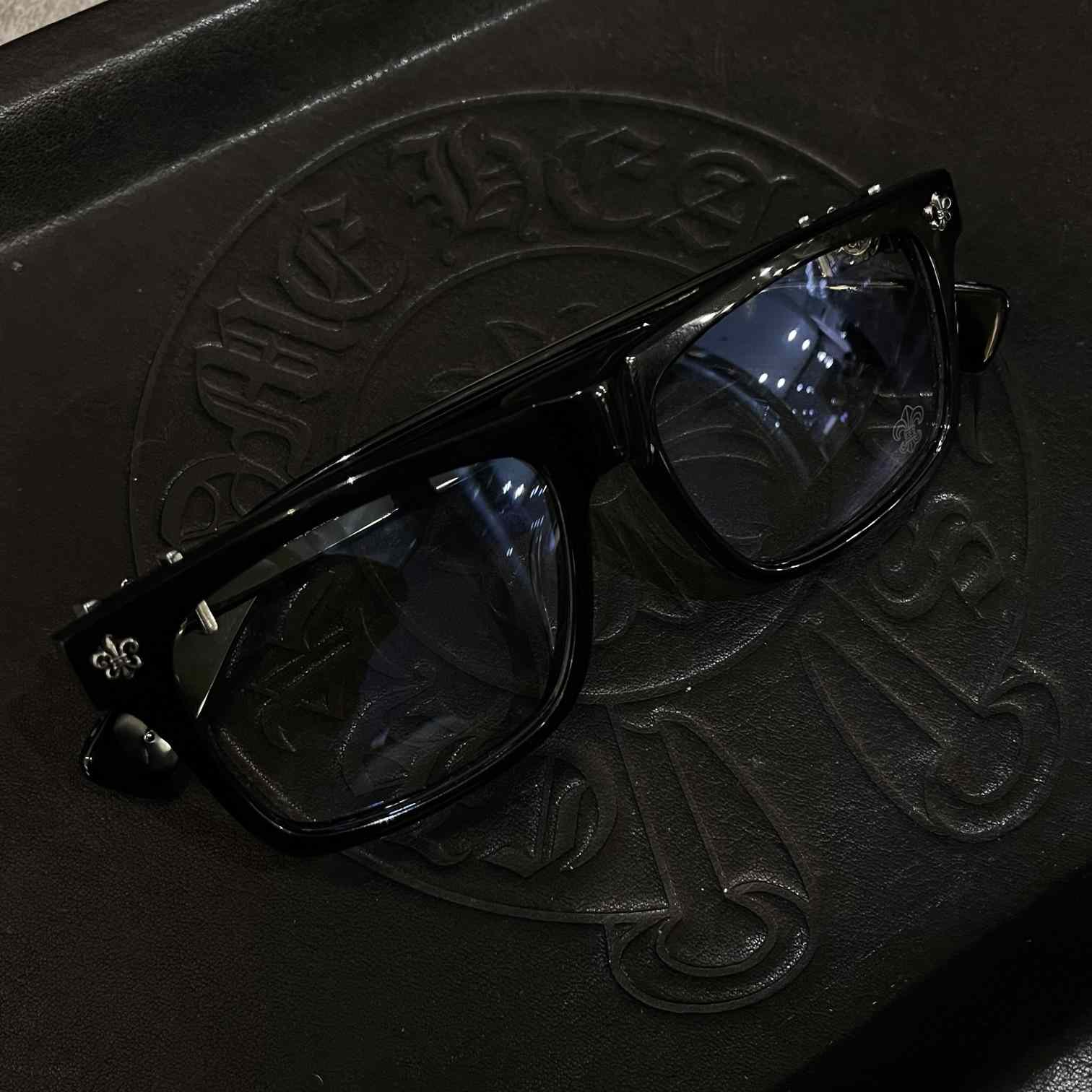 Chrome Hearts Glasses - DesignerGu