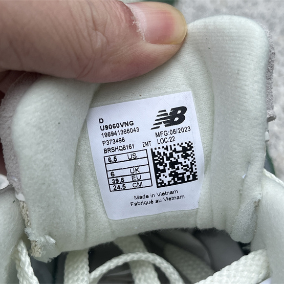 New Balance 9060 Sneakers     U9060VNG  - DesignerGu