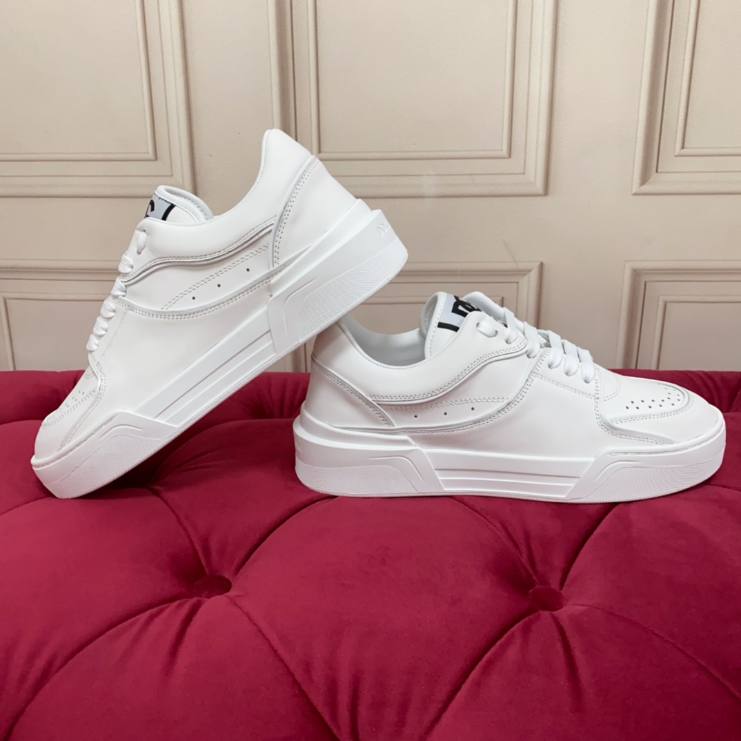 Dolce & Gabbana New Roma Sneakers - DesignerGu