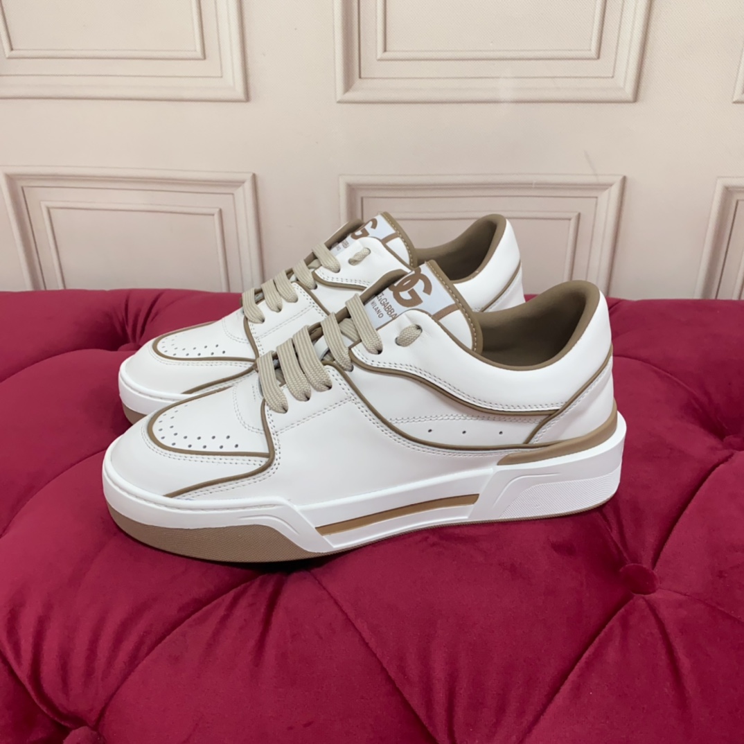 Dolce & Gabbana White New Roma Sneakers - DesignerGu