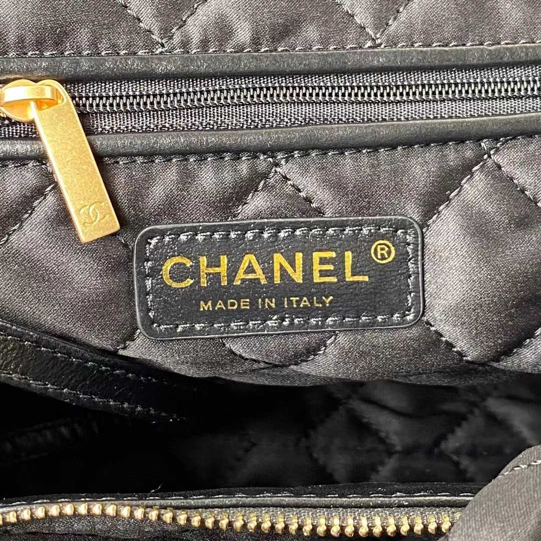 Chanel 22 Handbag - DesignerGu