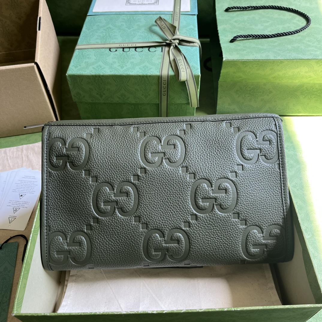 Gucci Jumbo GG Pouch (28.5x 18x 9cm) - DesignerGu