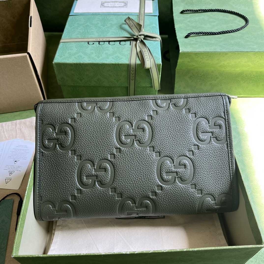 Gucci Jumbo GG Pouch (28.5x 18x 9cm) - DesignerGu