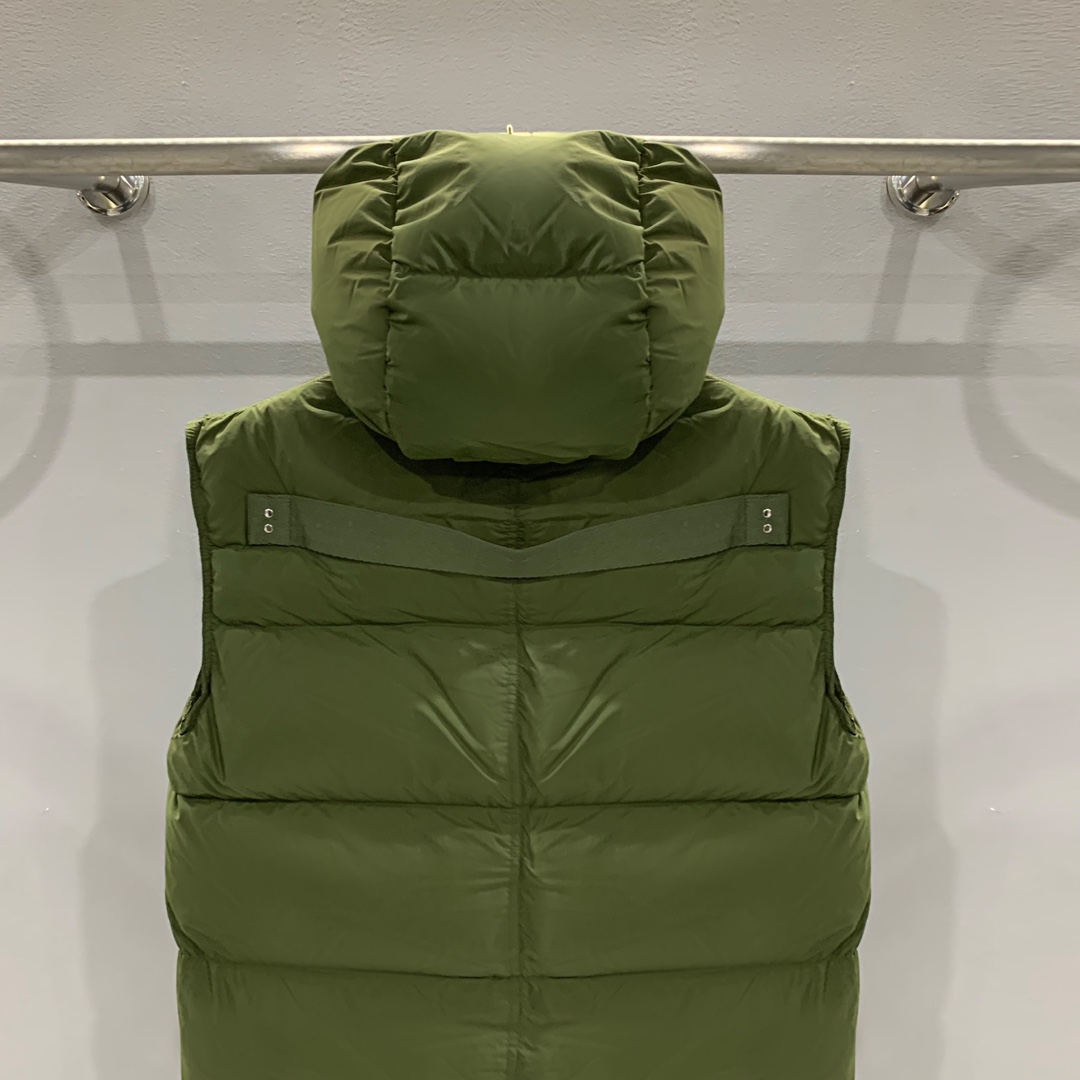 Rick Owens Green Padded Down Vest - DesignerGu