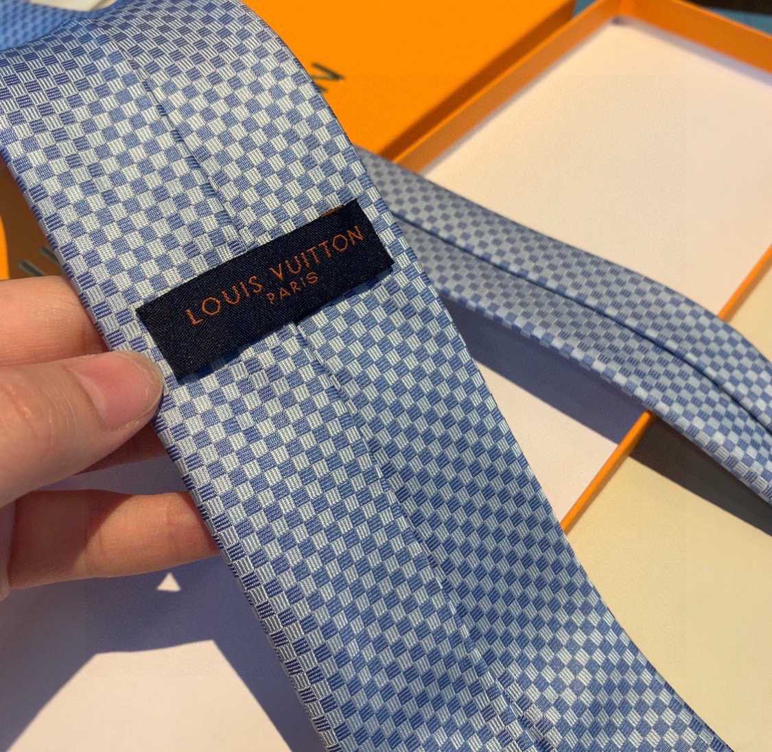 Louis Vuitton Micro Damier Tie - DesignerGu