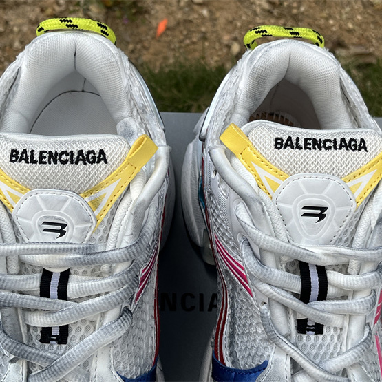 Balenciaga Runner Sneaker  - DesignerGu