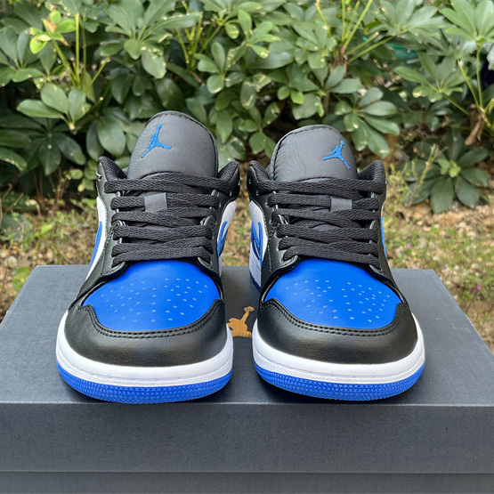 Air Jordan 1 Low Sneaker             553560-140 - DesignerGu