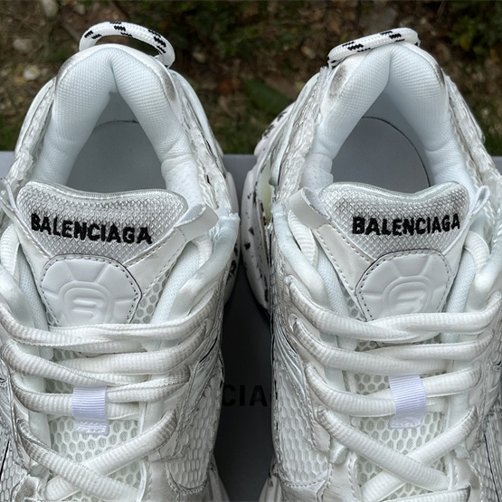 Balenciaga Runner Sneaker  - DesignerGu