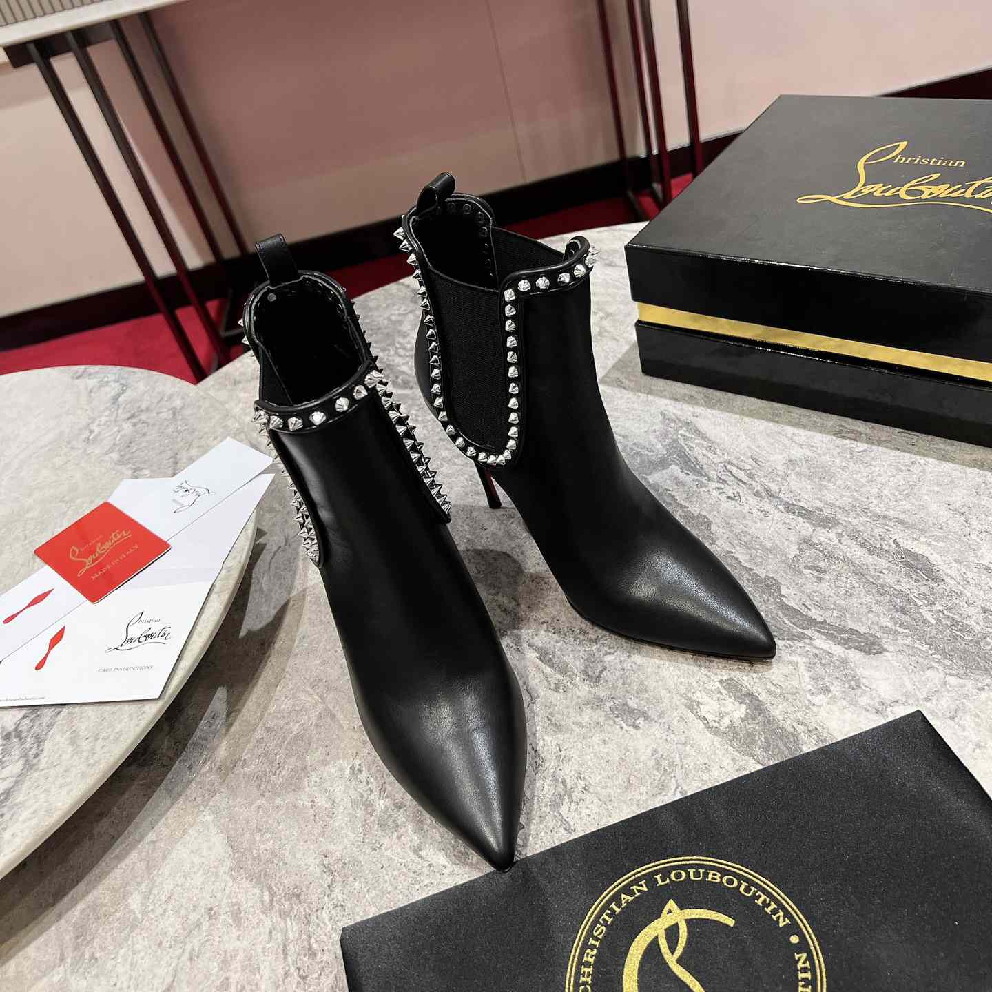 Christian Louboutin Capaboot 100 - DesignerGu