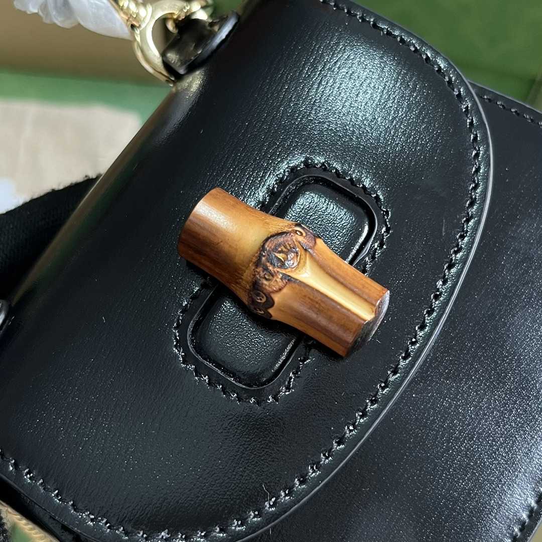 Gucci Bamboo 1947 Super Mini Bag (18.5x 12x 5.5cm) - DesignerGu