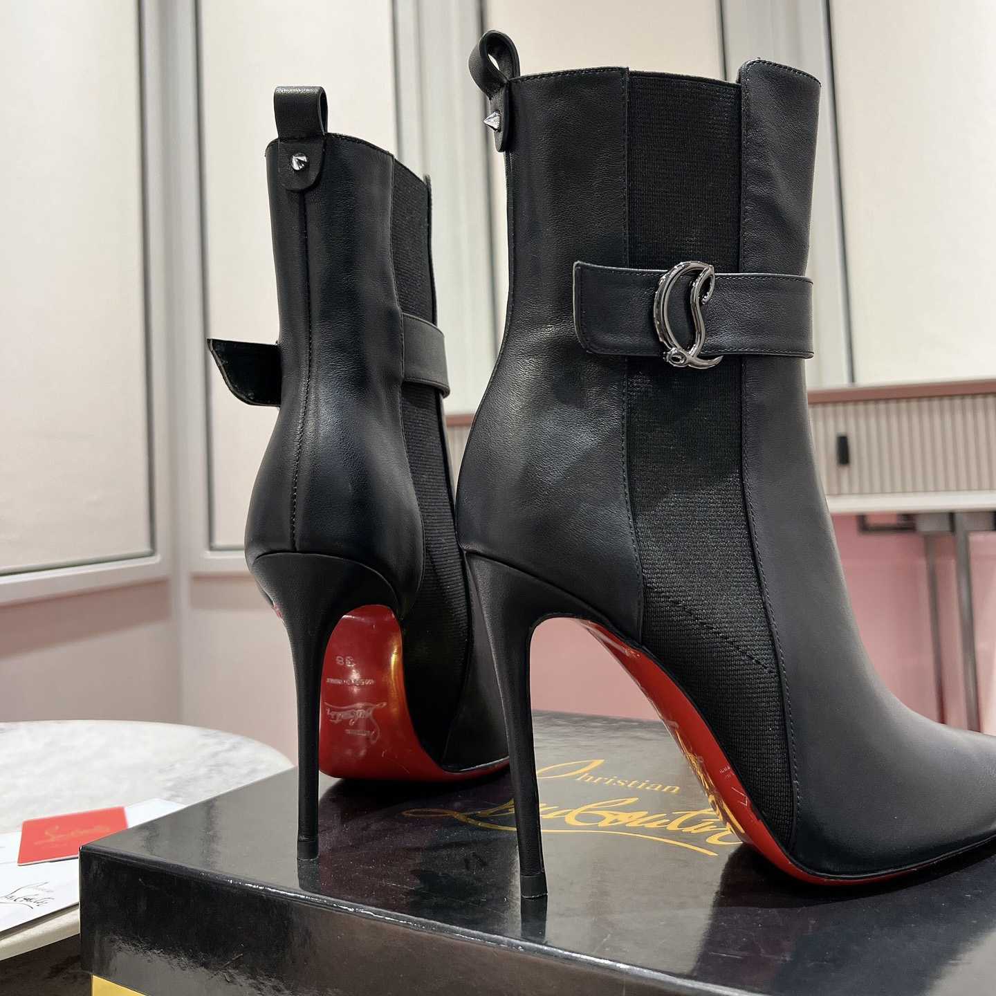 Christian Louboutin Black Cl Chelsea Booty 100 - DesignerGu