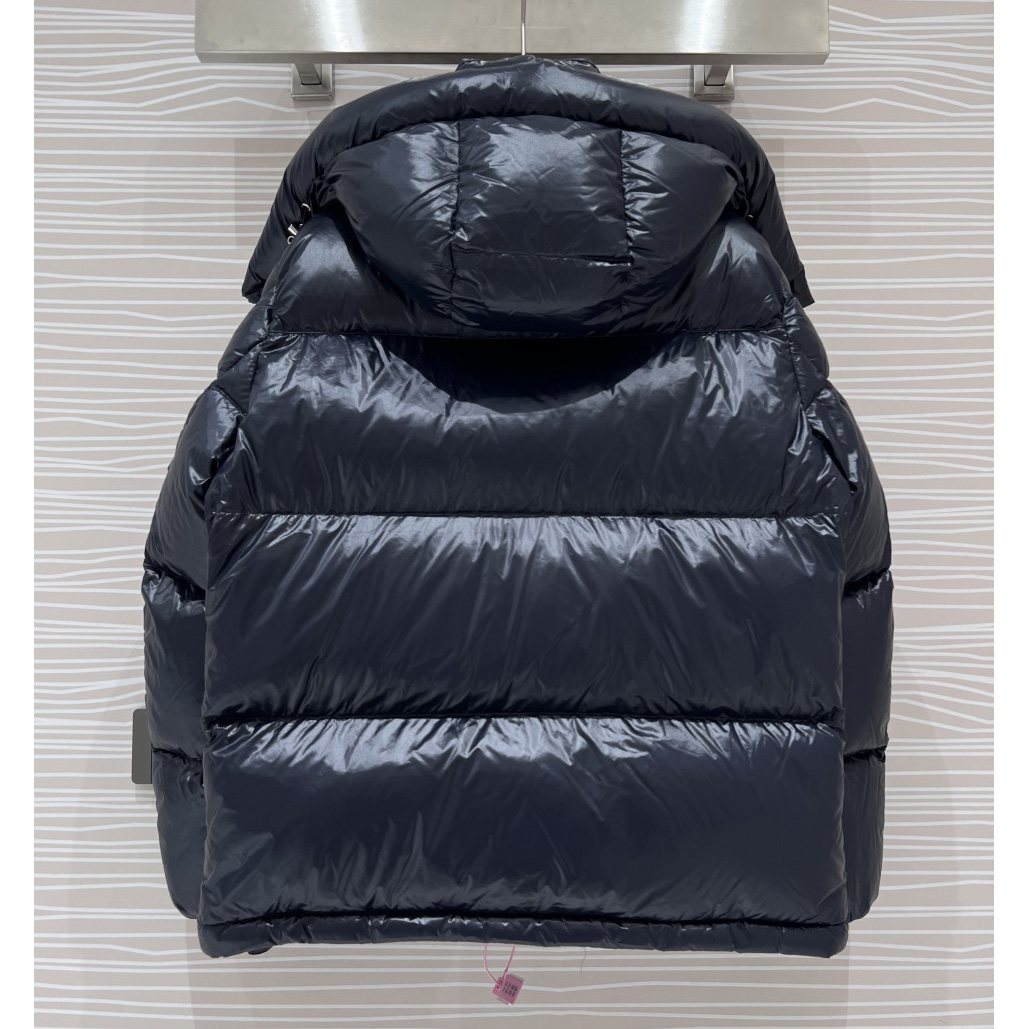 Moncler Montbeliard Short Down Jacket - DesignerGu