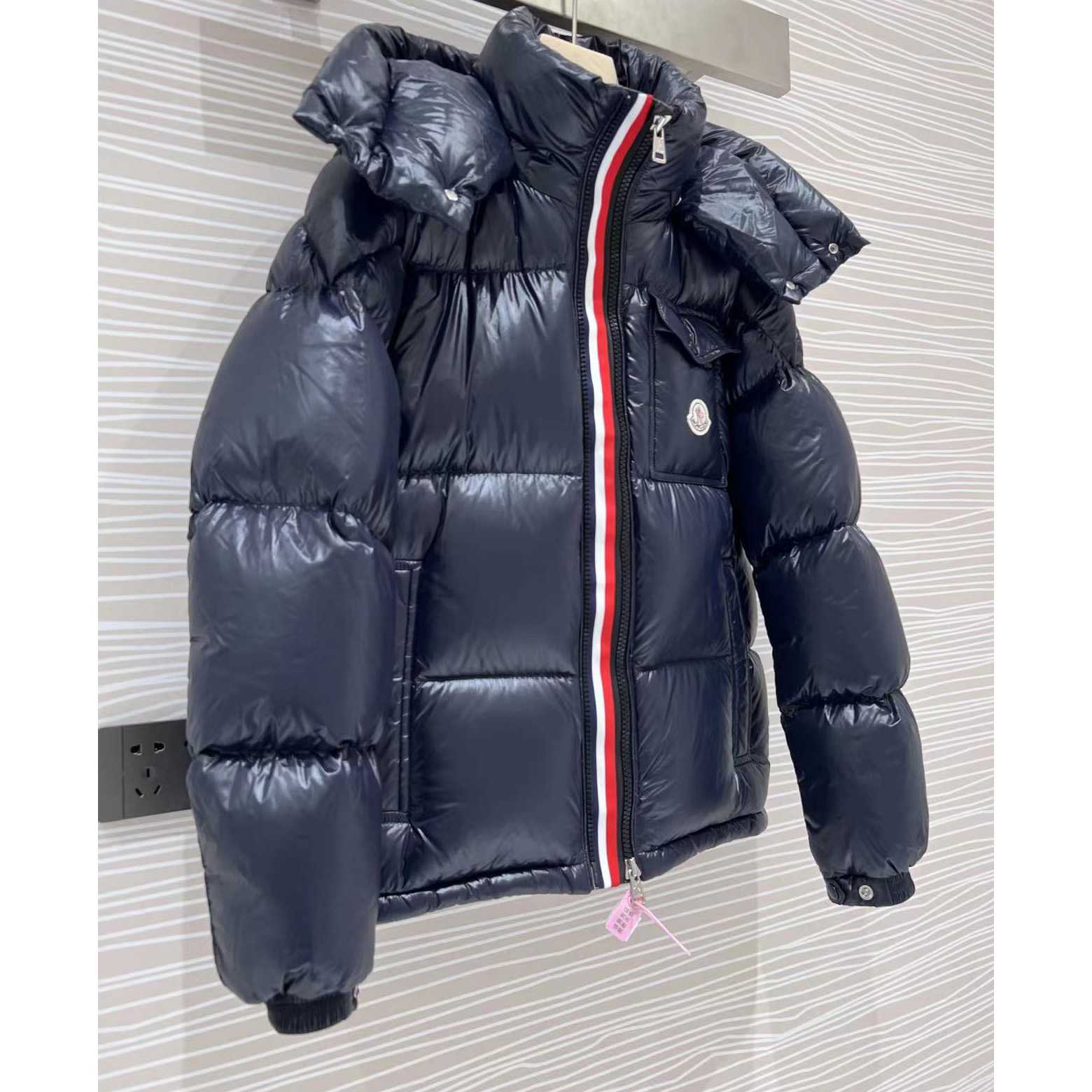 Moncler Montbeliard Short Down Jacket - DesignerGu