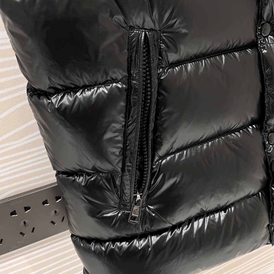 Moncler Tibb Down Vest - DesignerGu