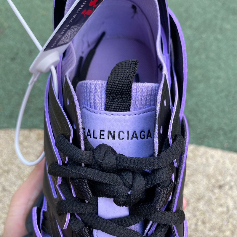 Balenciaga Track 3.0 Sneaker  - DesignerGu