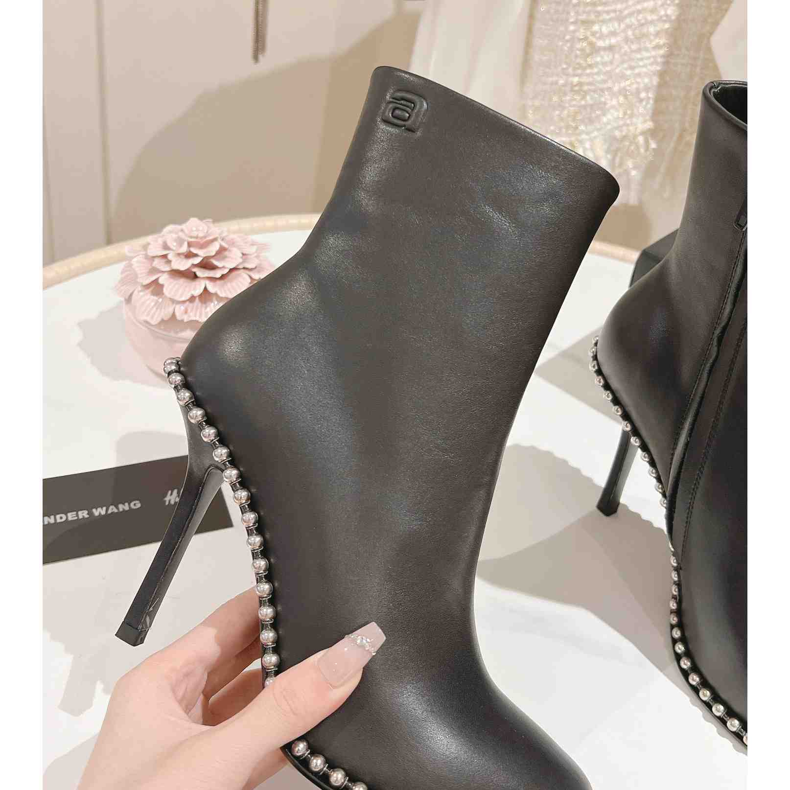 Alexander Wang Nova Round Toe Ankle Boot In Leather - DesignerGu