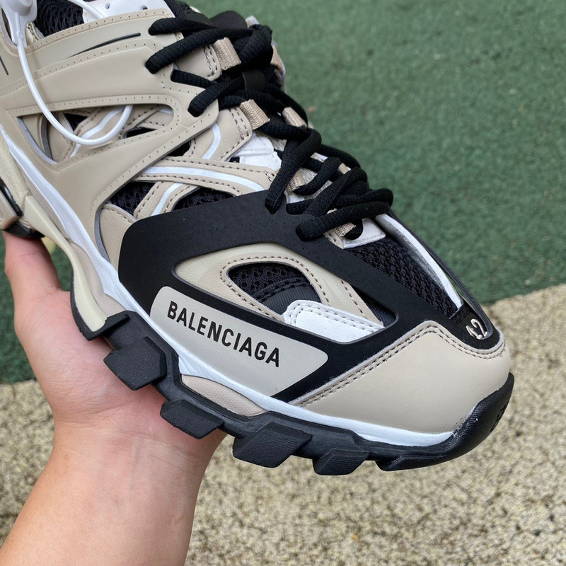 Balenciaga Track 3.0 Sneaker  - DesignerGu