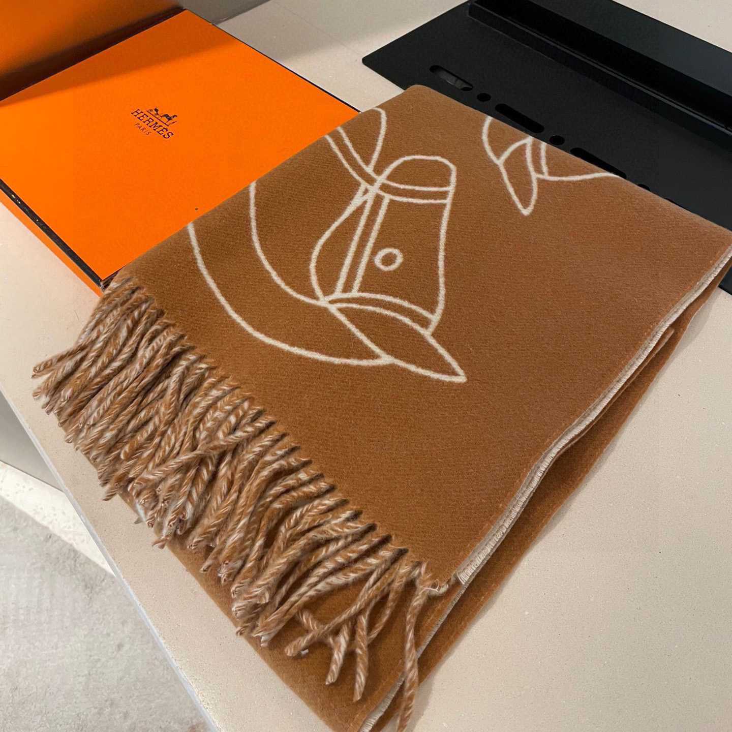 Hermes Casaque Entrelacs Equestres muffler  - DesignerGu