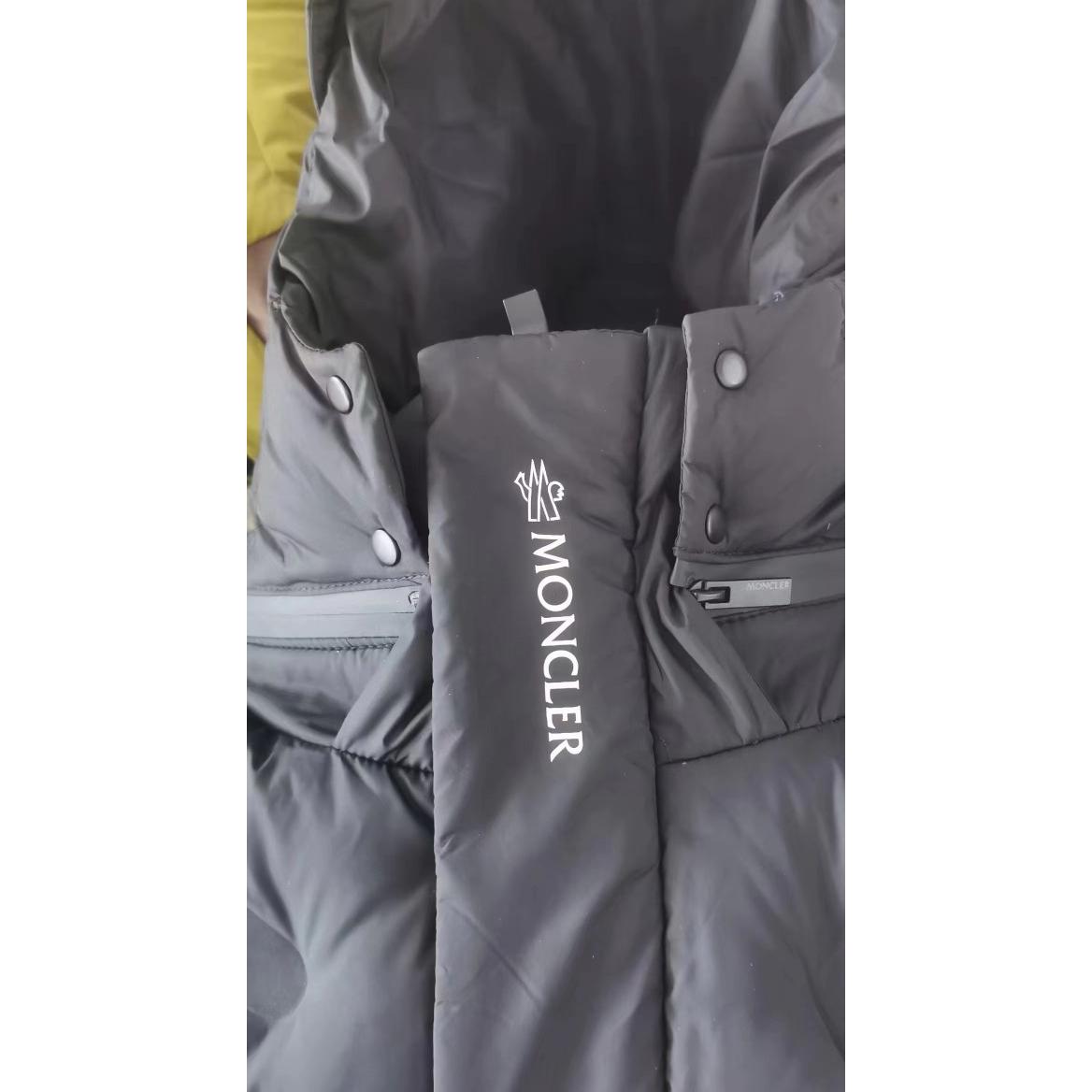 Moncler Jarama Short Down Jacket  - DesignerGu