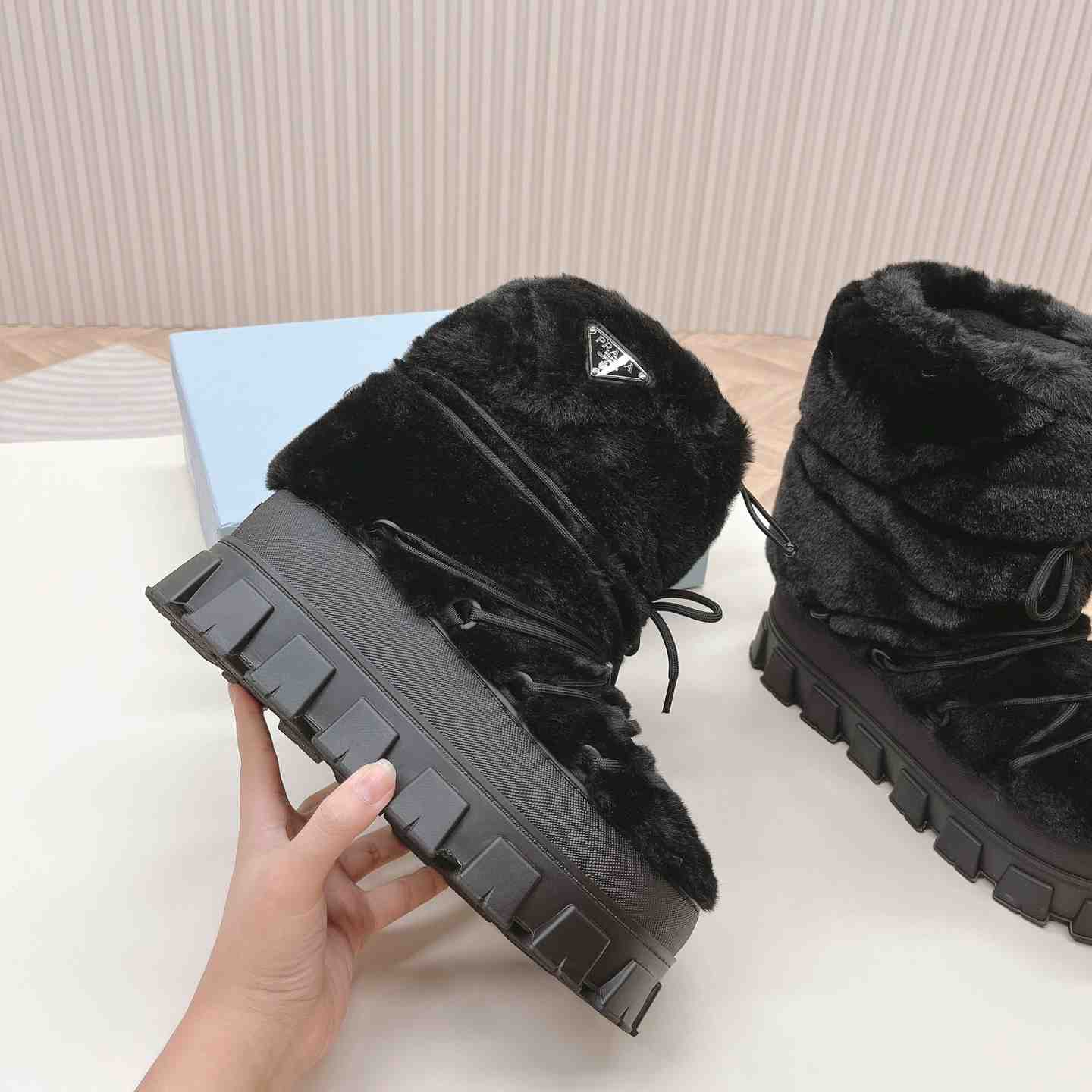 Prada Shearling Apres-ski Boots - DesignerGu