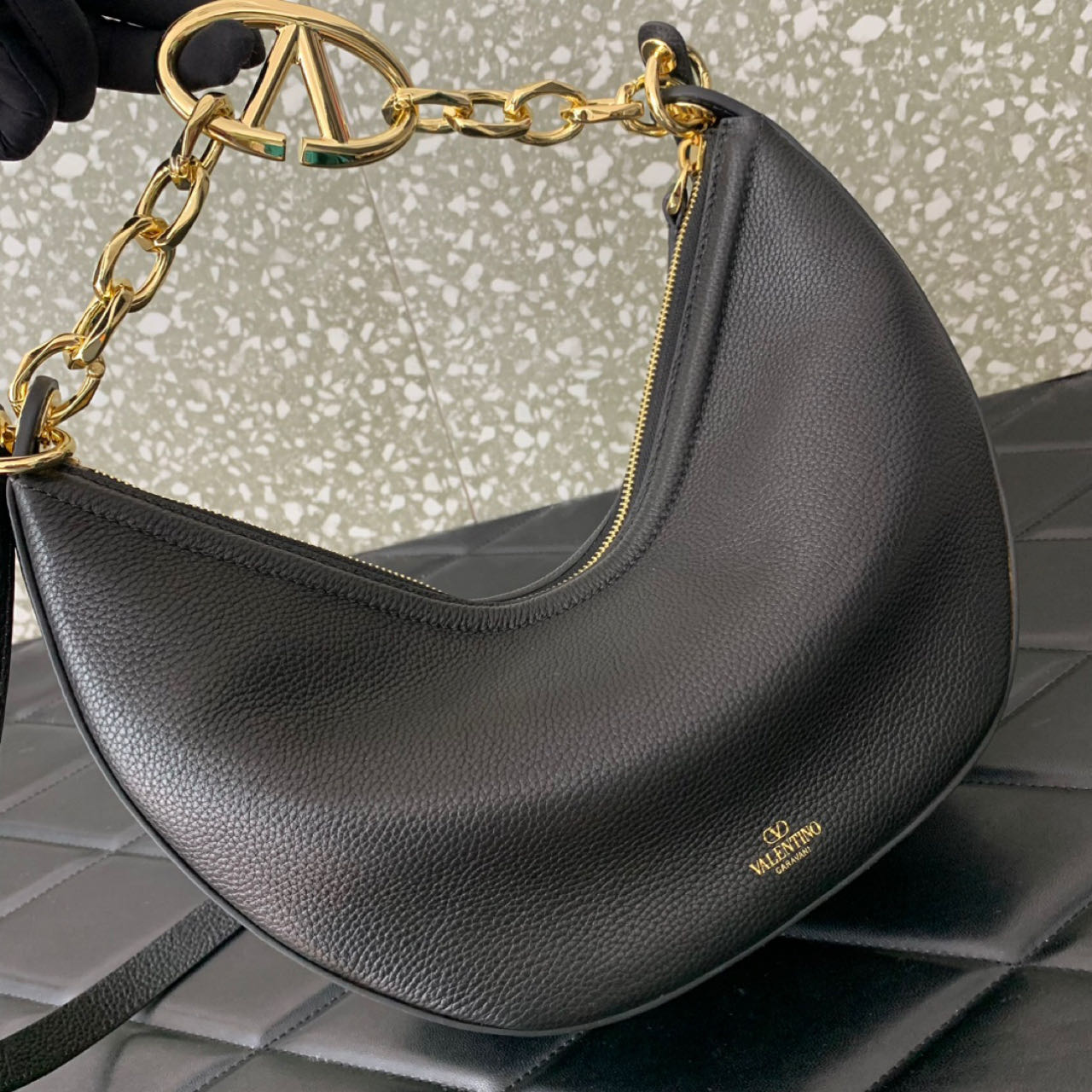 Valenti Small VLogo Moon Hobo Bag In Leather With Chain  - DesignerGu