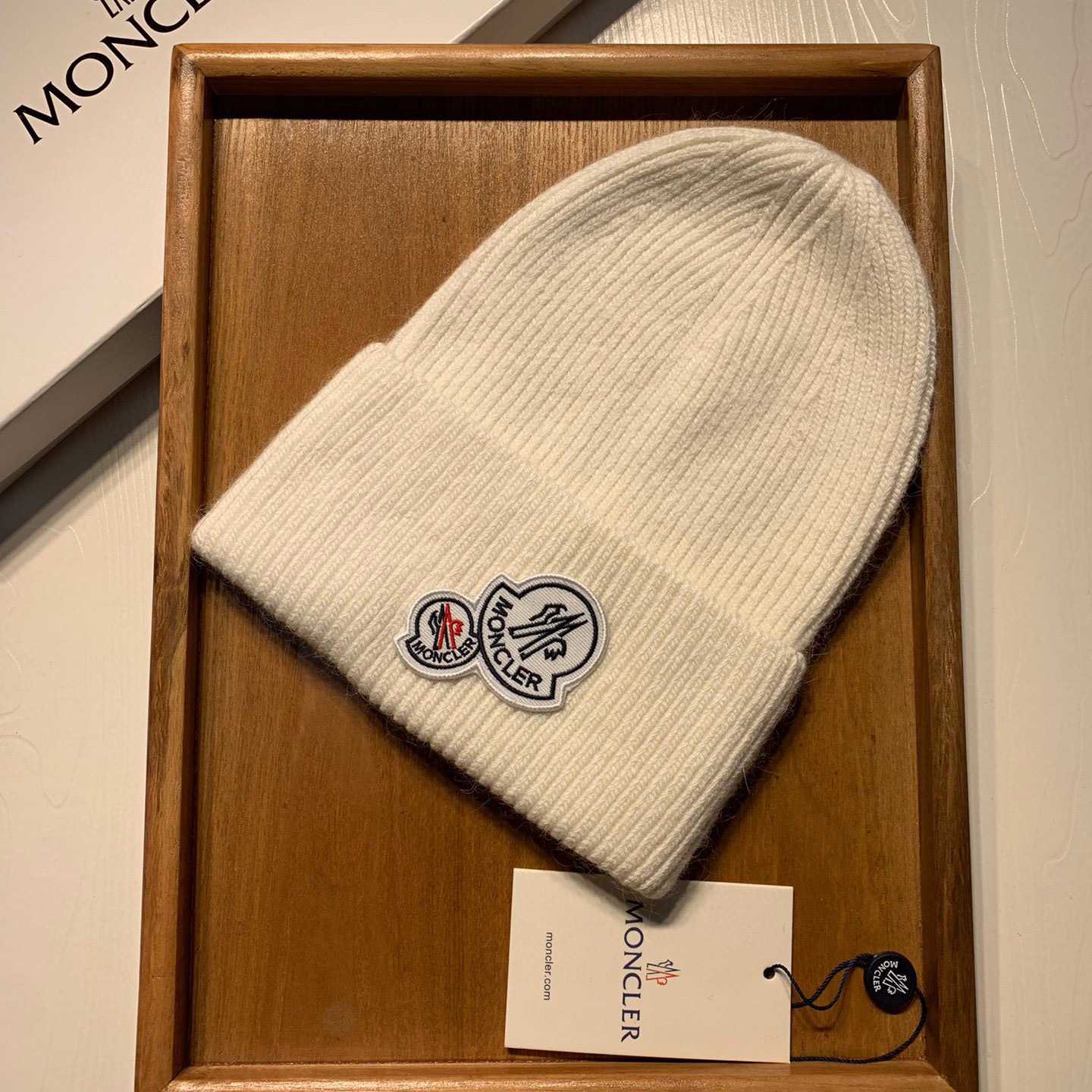 Moncler Beanie - DesignerGu