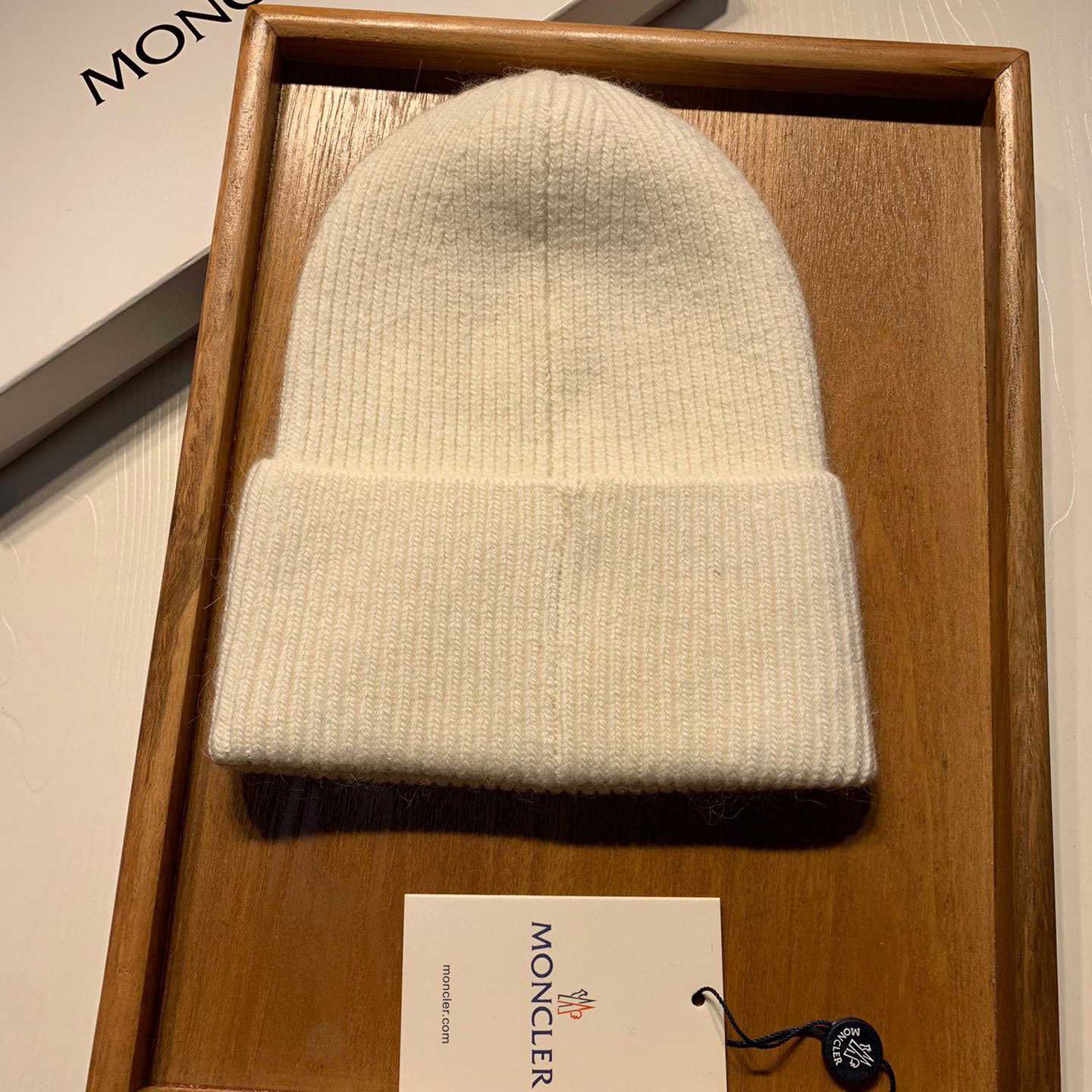 Moncler Beanie - DesignerGu