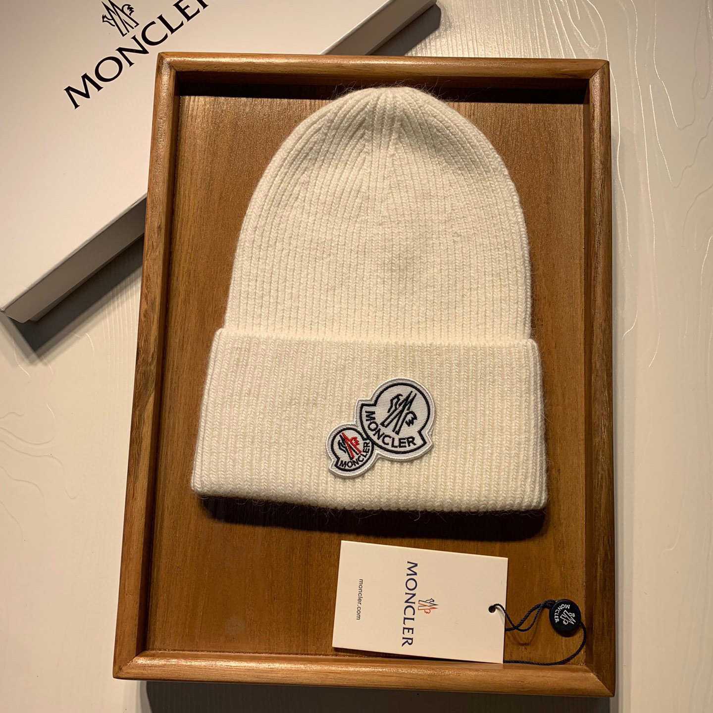 Moncler Beanie - DesignerGu