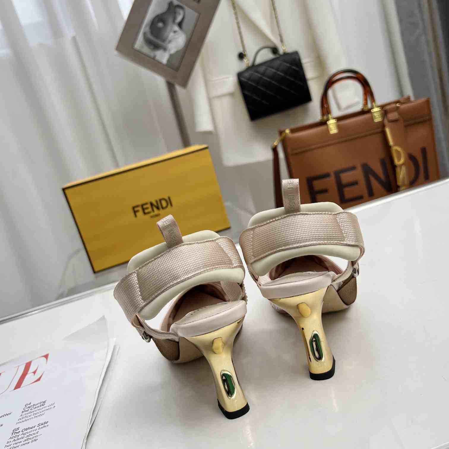 Fendi Colibrì Pink Mesh Medium-heeled Slingbacks - DesignerGu