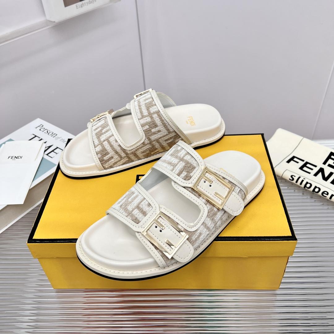 Fendi Feel FF Fabric Slides - DesignerGu