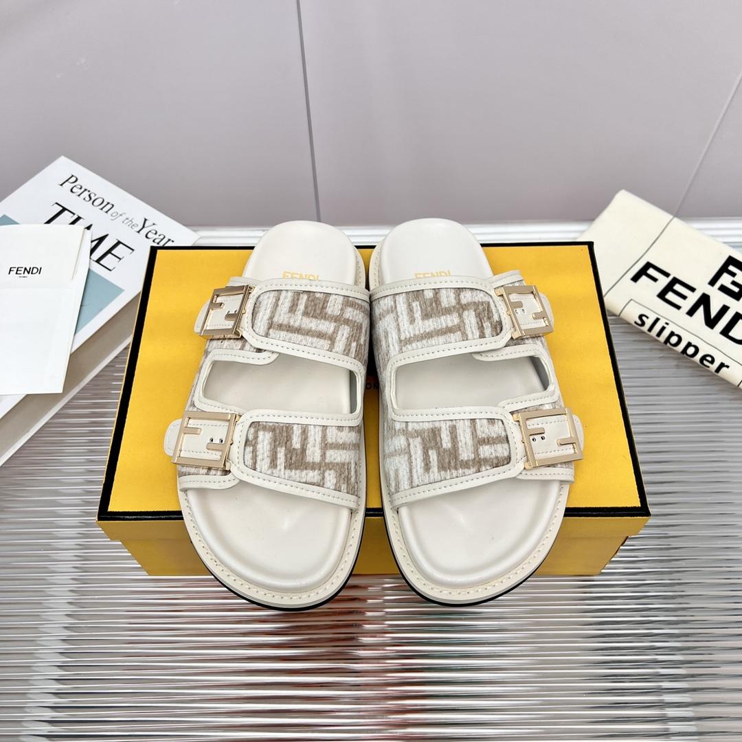 Fendi Feel FF Fabric Slides - DesignerGu