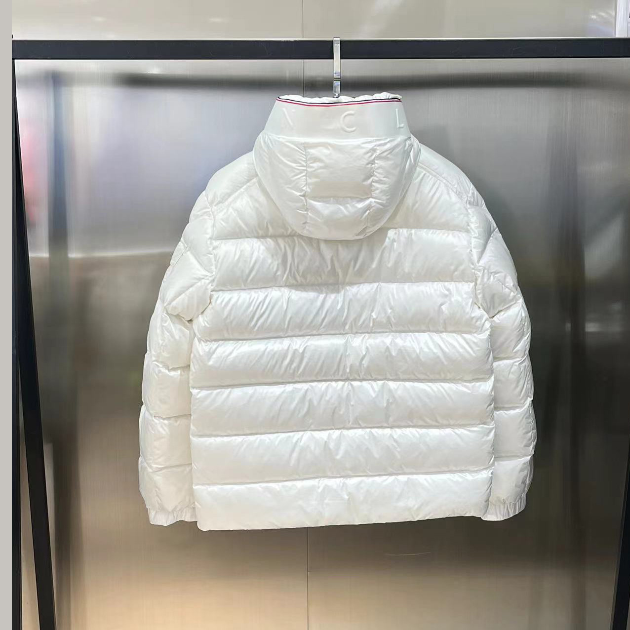 Moncler Pavin Short Down Jacket - DesignerGu