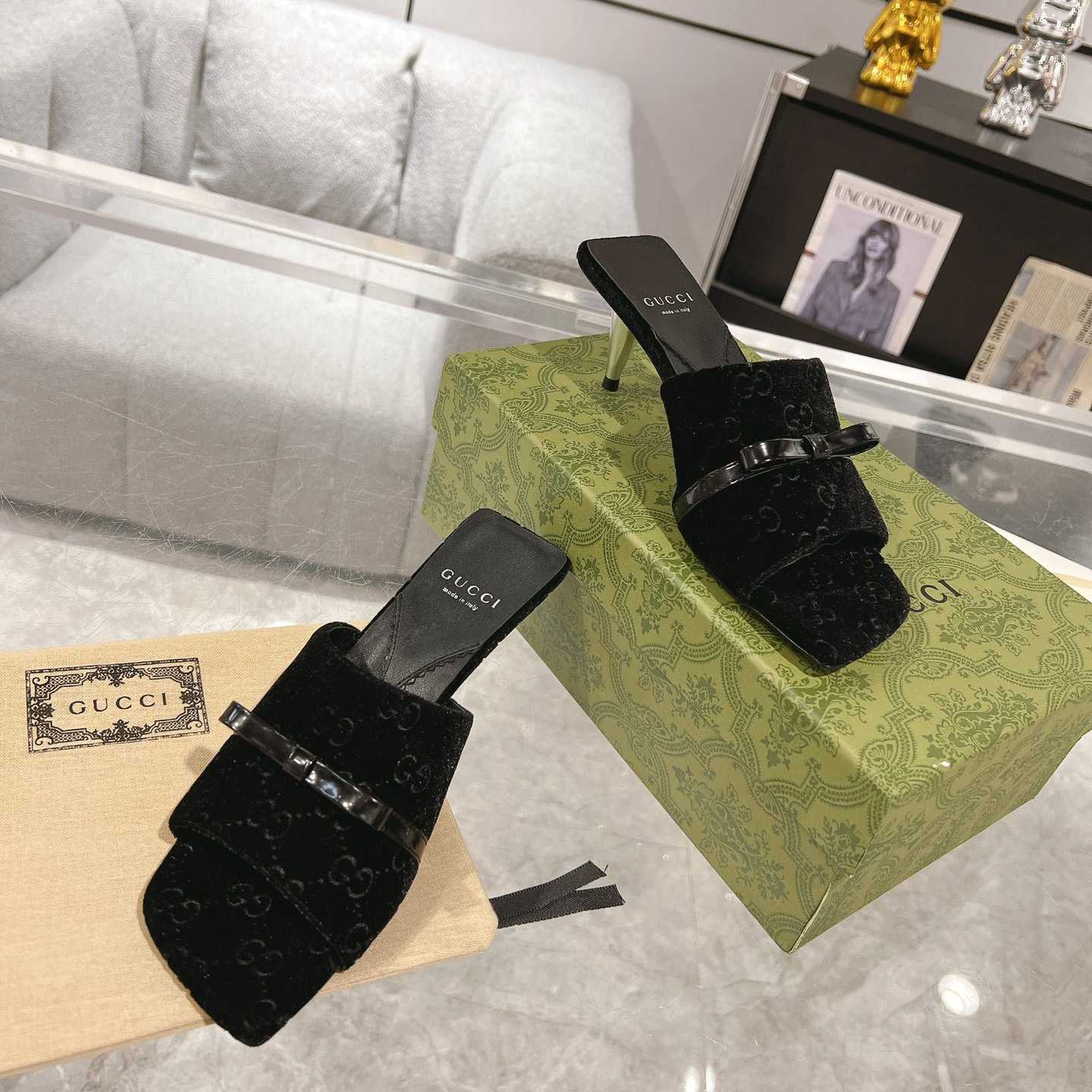 Gucci GG Slide Sandal - DesignerGu