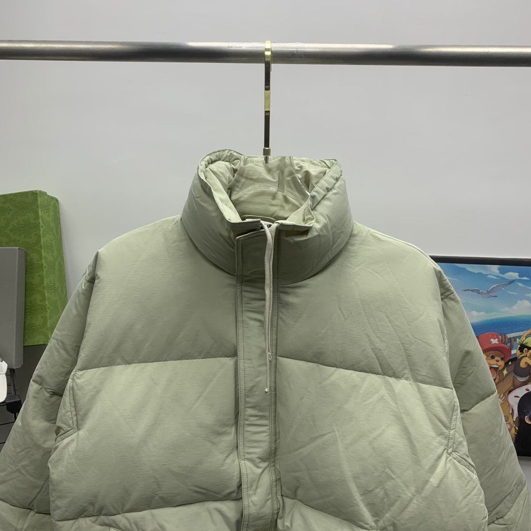 Fear Of God Essential Puffer Jacket - DesignerGu