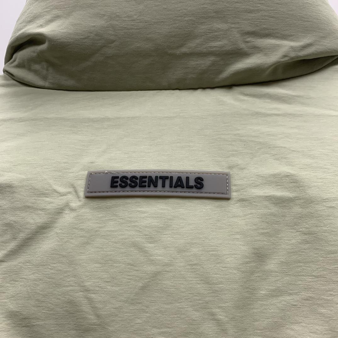 Fear Of God Essential Puffer Jacket - DesignerGu