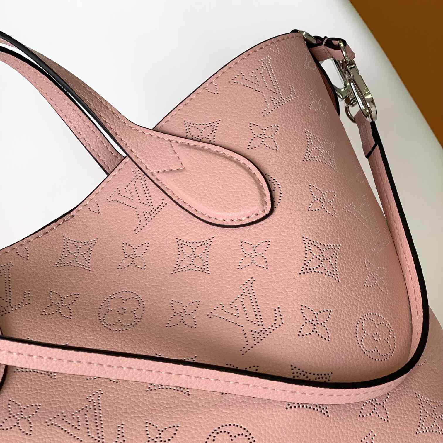 Louis Vuitton Blossom PM  M23196 - DesignerGu