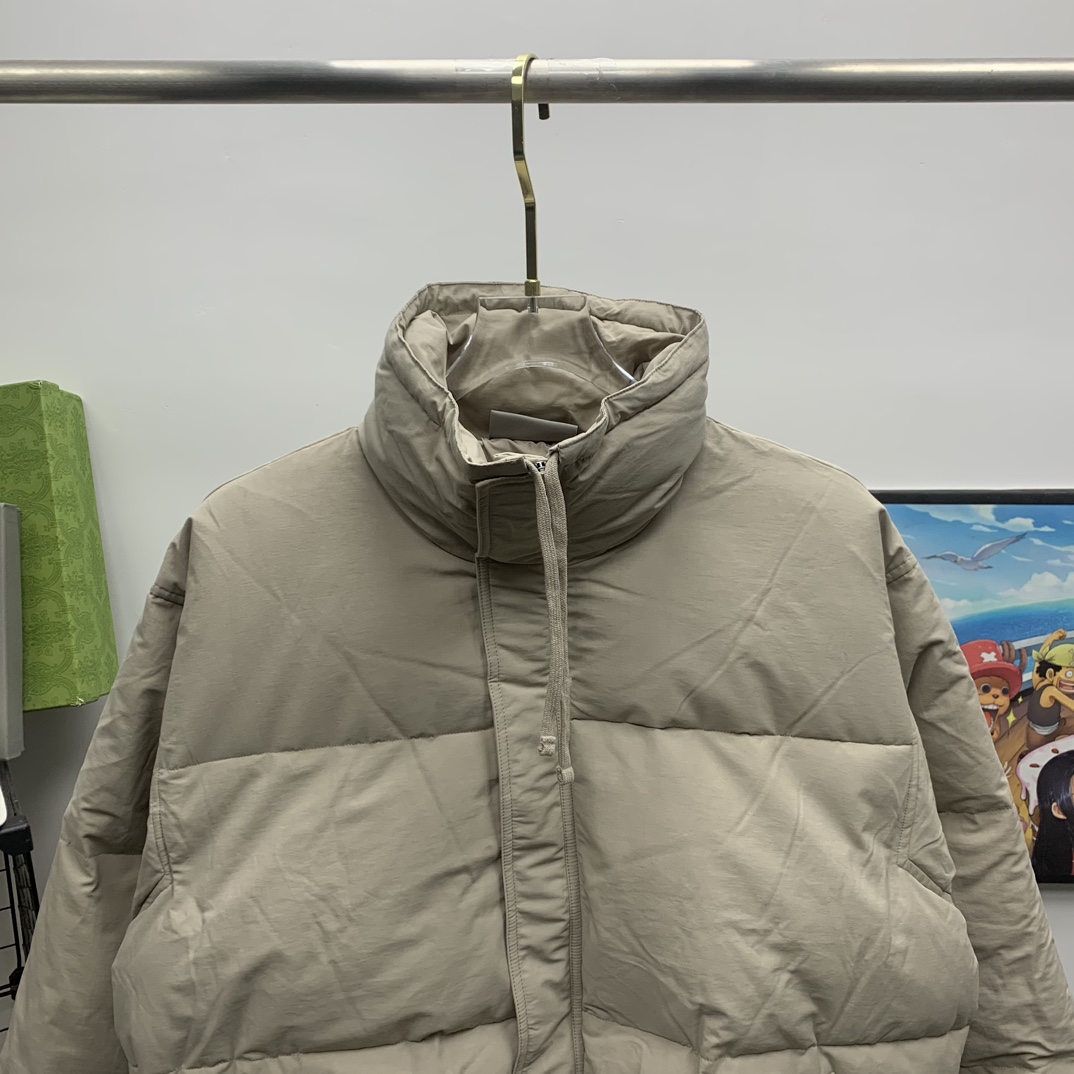 Fear Of God Essential Puffer Jacket - DesignerGu