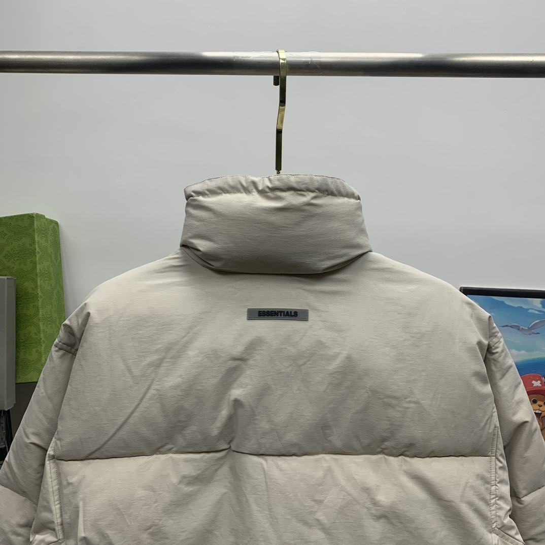 Fear Of God Essential Puffer Jacket - DesignerGu