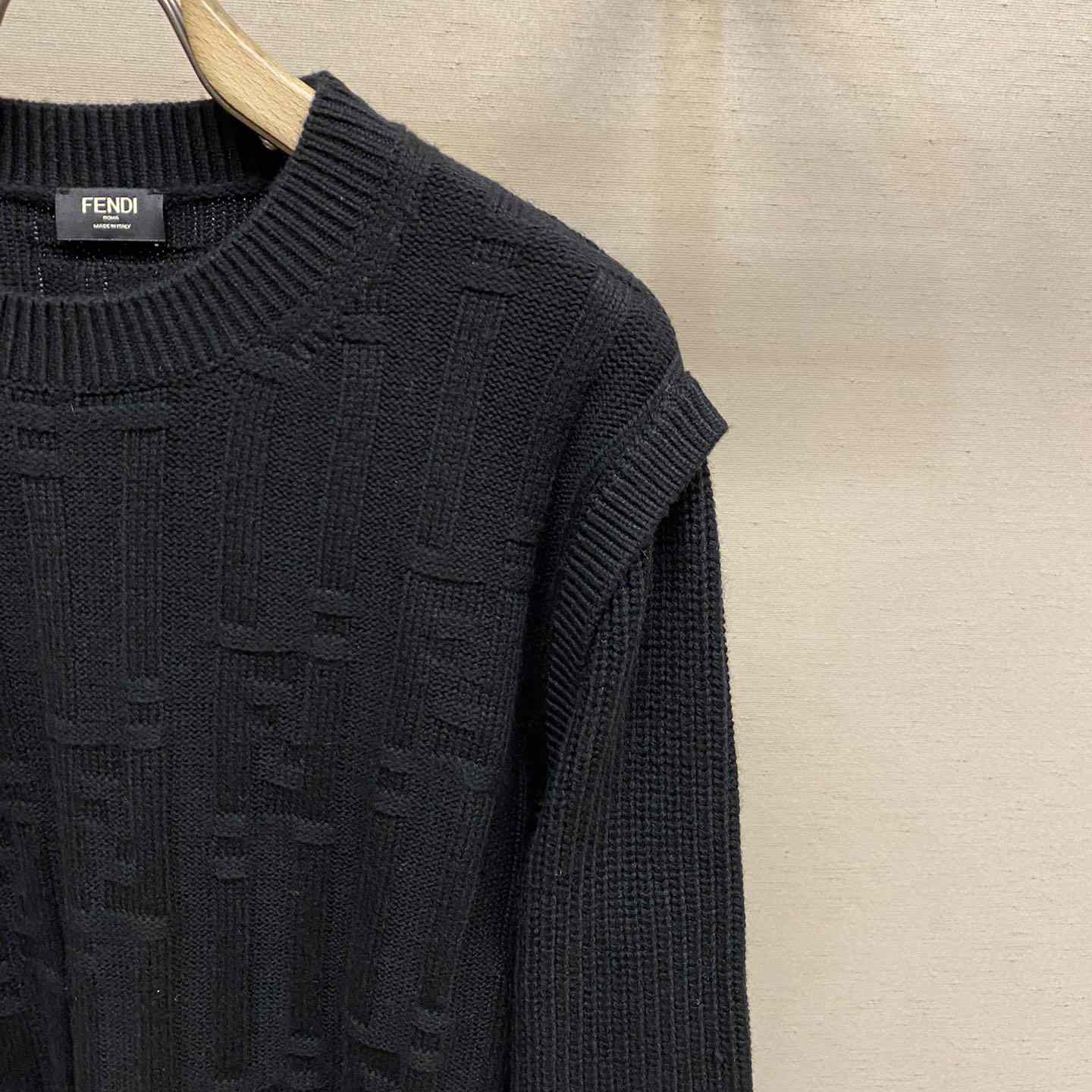 Fendi Black Wool Pullover - DesignerGu