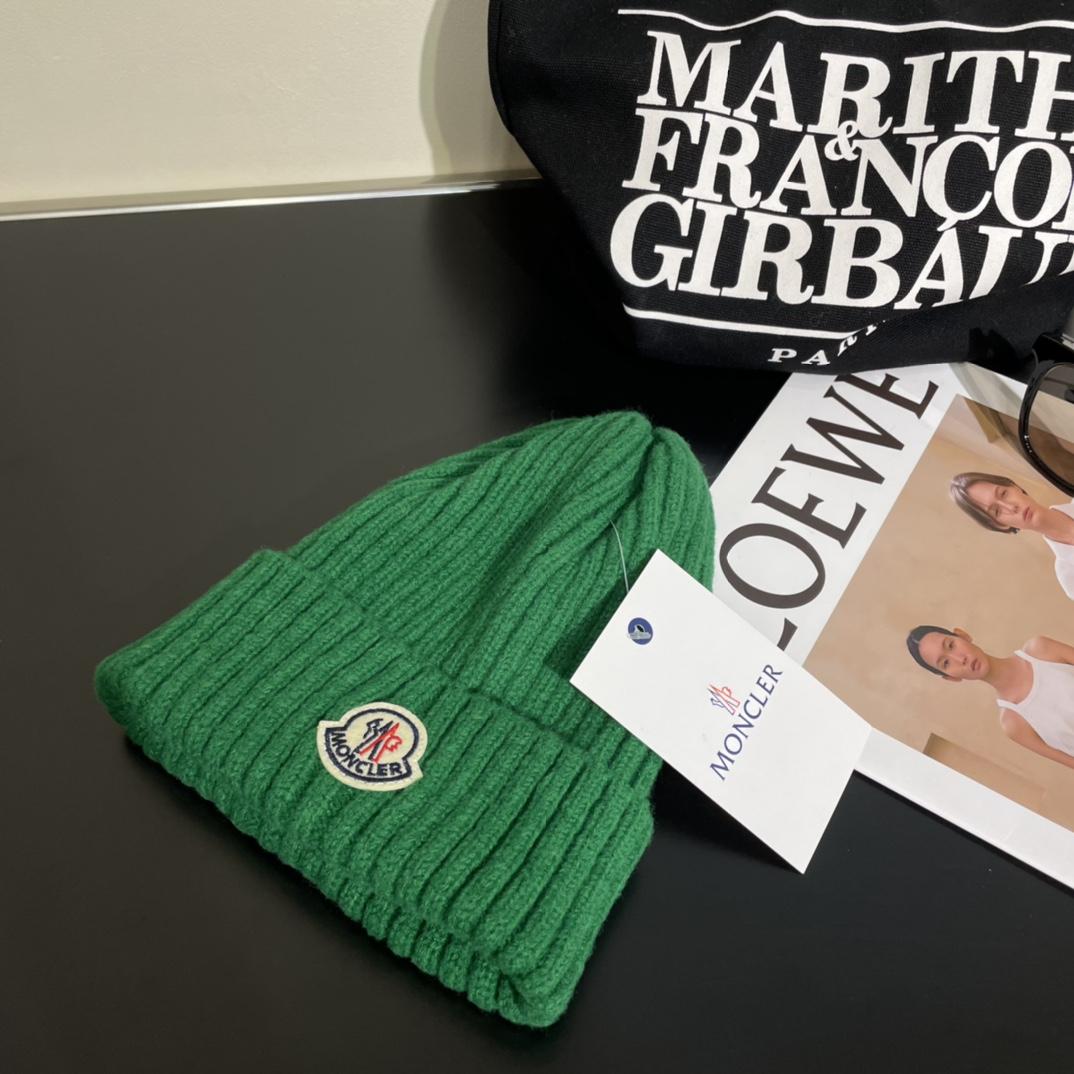 Moncler Beanie - DesignerGu